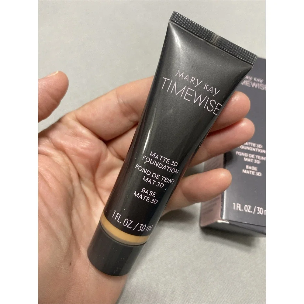 Mary Kay Timewise Matte 3D Foundation Bronze W 120 1 oz Base Matte 3D Brand New